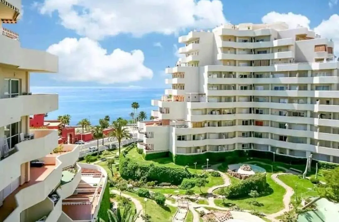 Apartment Estreno Benalbeach Vistas Al Mar Estudio Deluxe Benalmadena