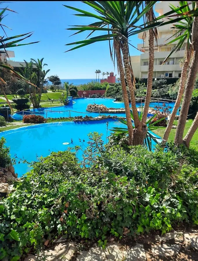 Estreno Benalbeach Vistas Al Mar Estudio Deluxe location