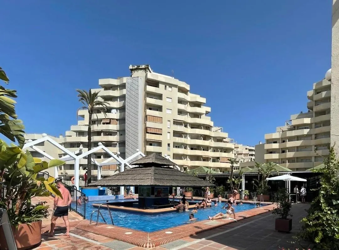 Apartment Estreno Benalbeach Vistas Al Mar Estudio Deluxe Benalmadena Spain